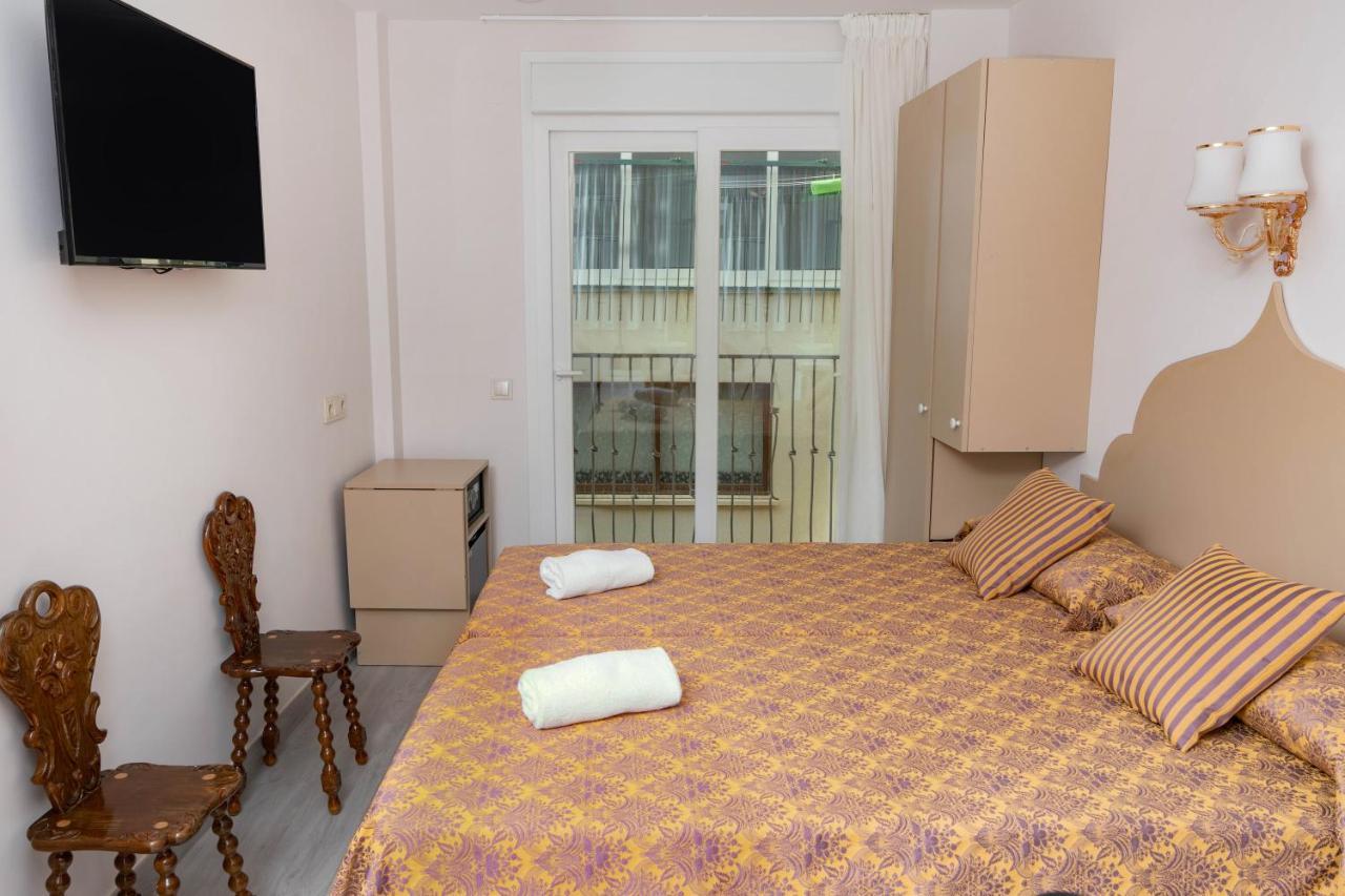 Clopy Rocamar Hotel Benidorm Kültér fotó